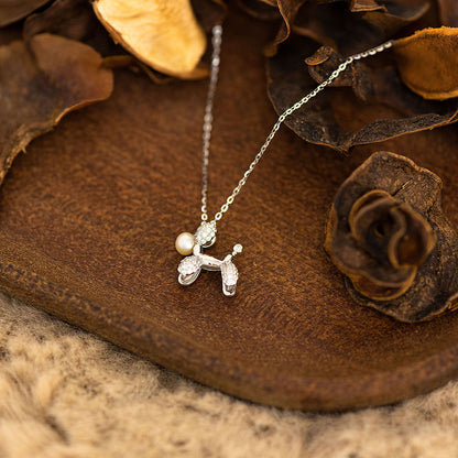 S925 sterling silver pendant necklace is light, luxurious and elegant, suitable for daily commuting and dating