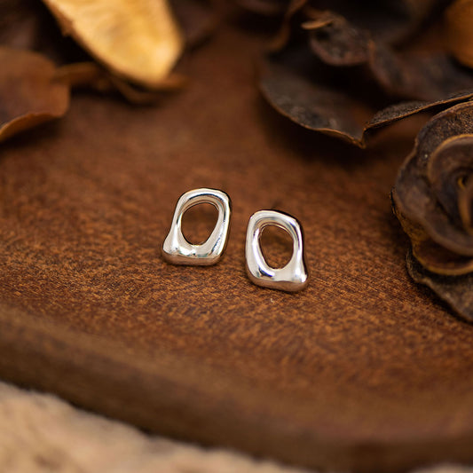 Hollow square earrings for women, high-end, cold style, simple, unique, fashionable and versatile earrings